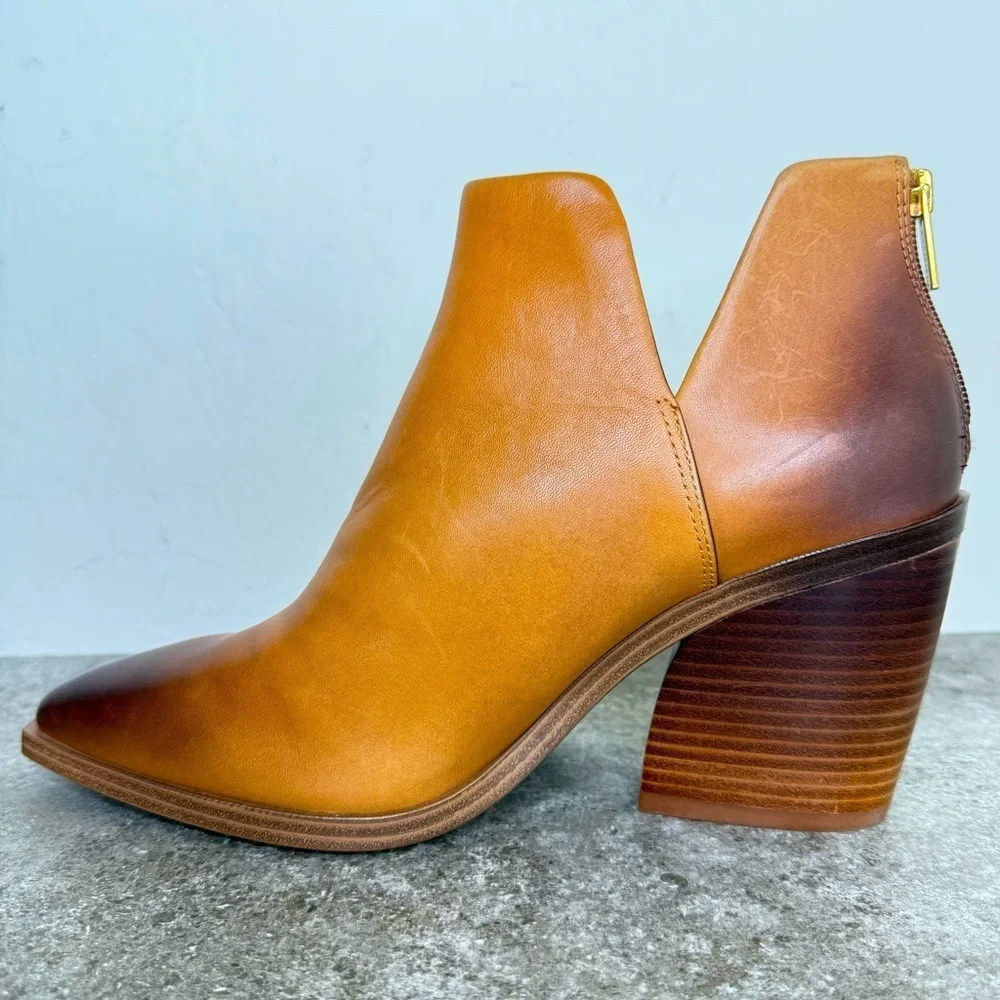 NEW Vince Camuto Gidgeta Burnished Golden Walnut‎ Leather Bootie Women’s Size 12
